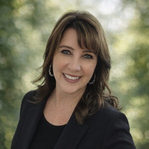 Bergen Financial Group_Headshot_Brenda (1)